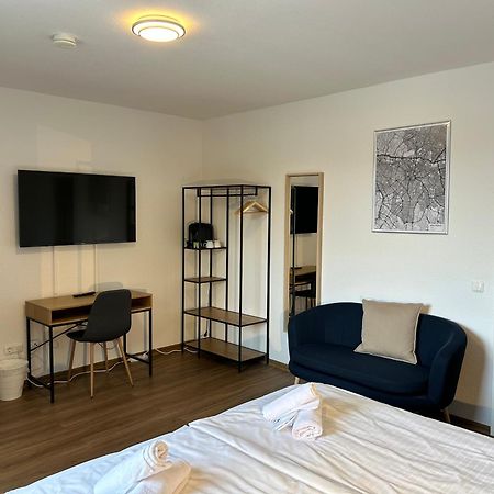 Riverside Airport Hotel Kelsterbach Bagian luar foto