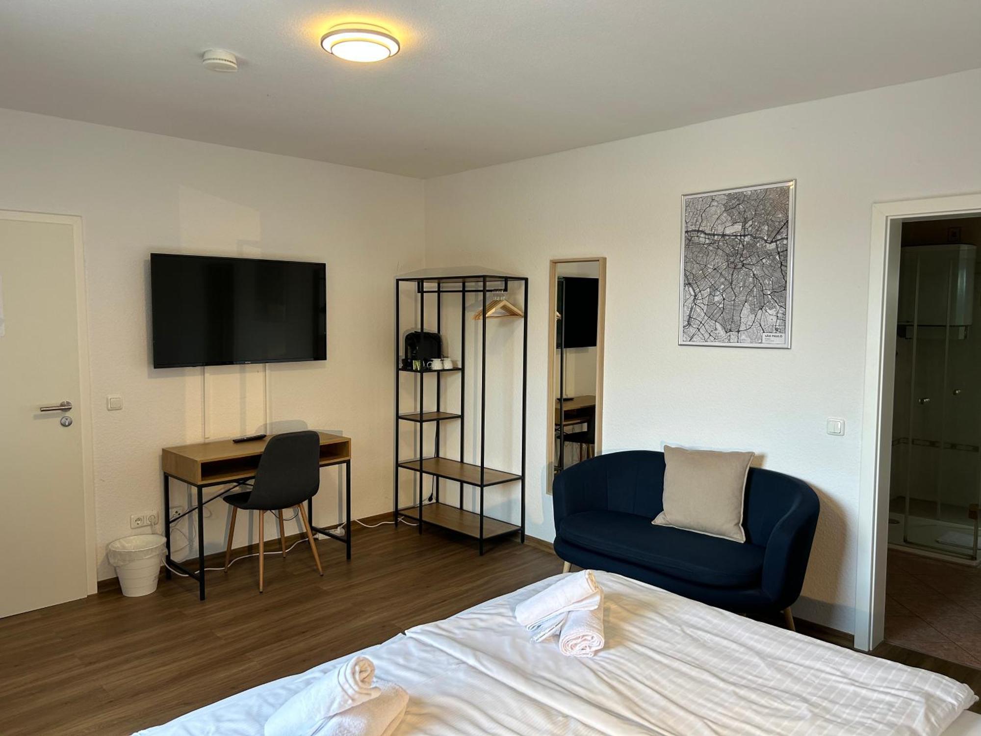 Riverside Airport Hotel Kelsterbach Bagian luar foto