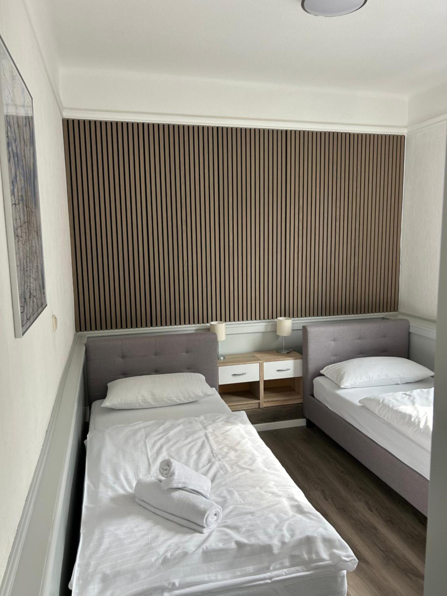 Riverside Airport Hotel Kelsterbach Bagian luar foto