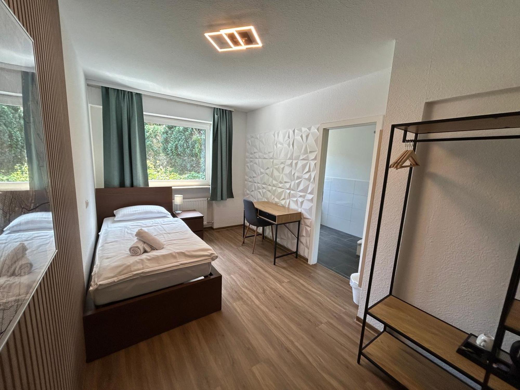 Riverside Airport Hotel Kelsterbach Bagian luar foto