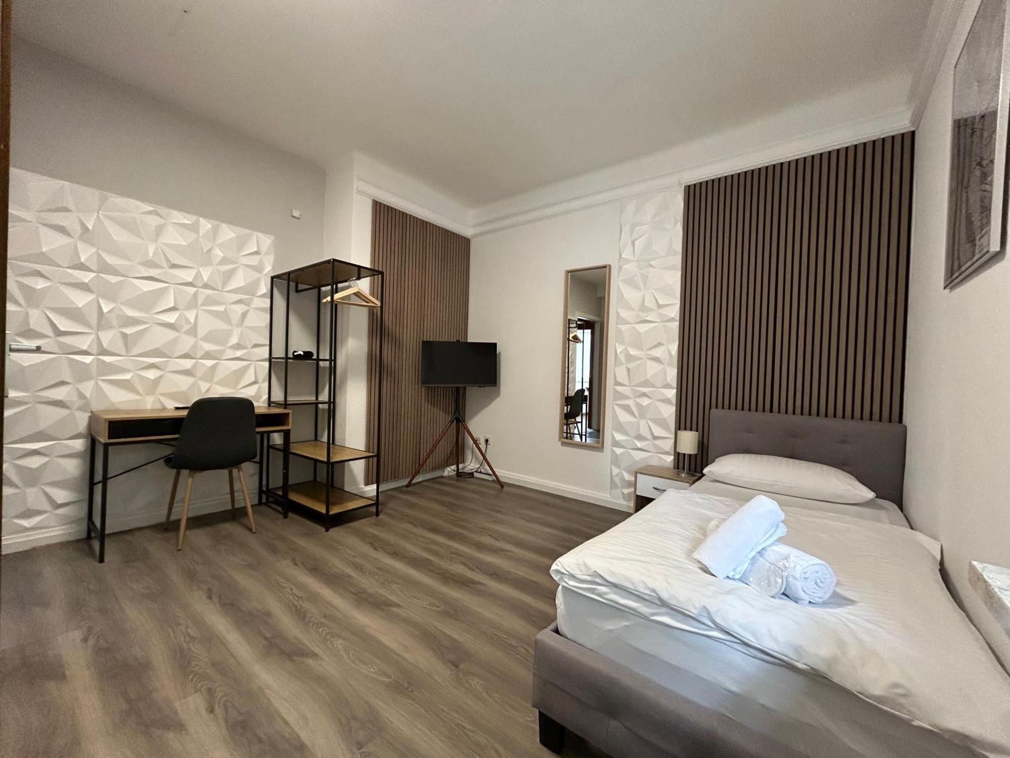 Riverside Airport Hotel Kelsterbach Bagian luar foto